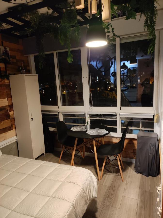 Saltillo Alto Gray Studio. Vistas Al Mar Y Piscina Appartement Torremolinos